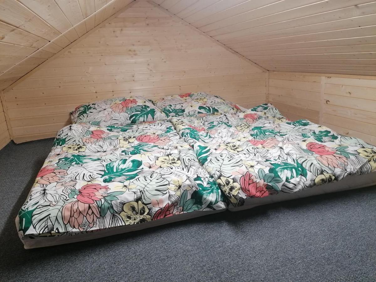 Chaloupka U Montyho Villa Vavrinec  Ngoại thất bức ảnh